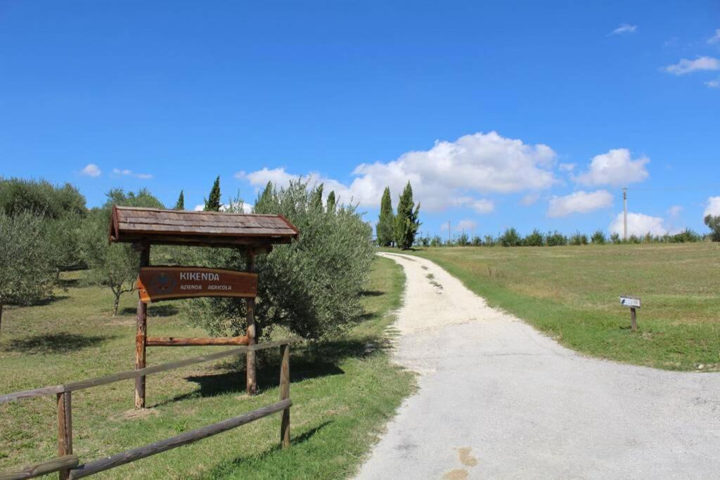 Casa Kikenda, Viaggio Nella Natura Treia Kültér fotó