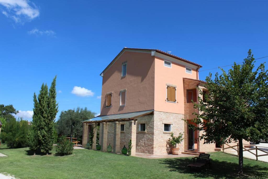 Casa Kikenda, Viaggio Nella Natura Treia Kültér fotó